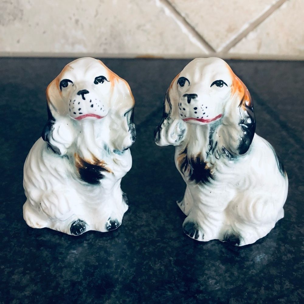 Vintage Cavalier King Charles Spaniel Dog Salt & Pepper Shakers Set